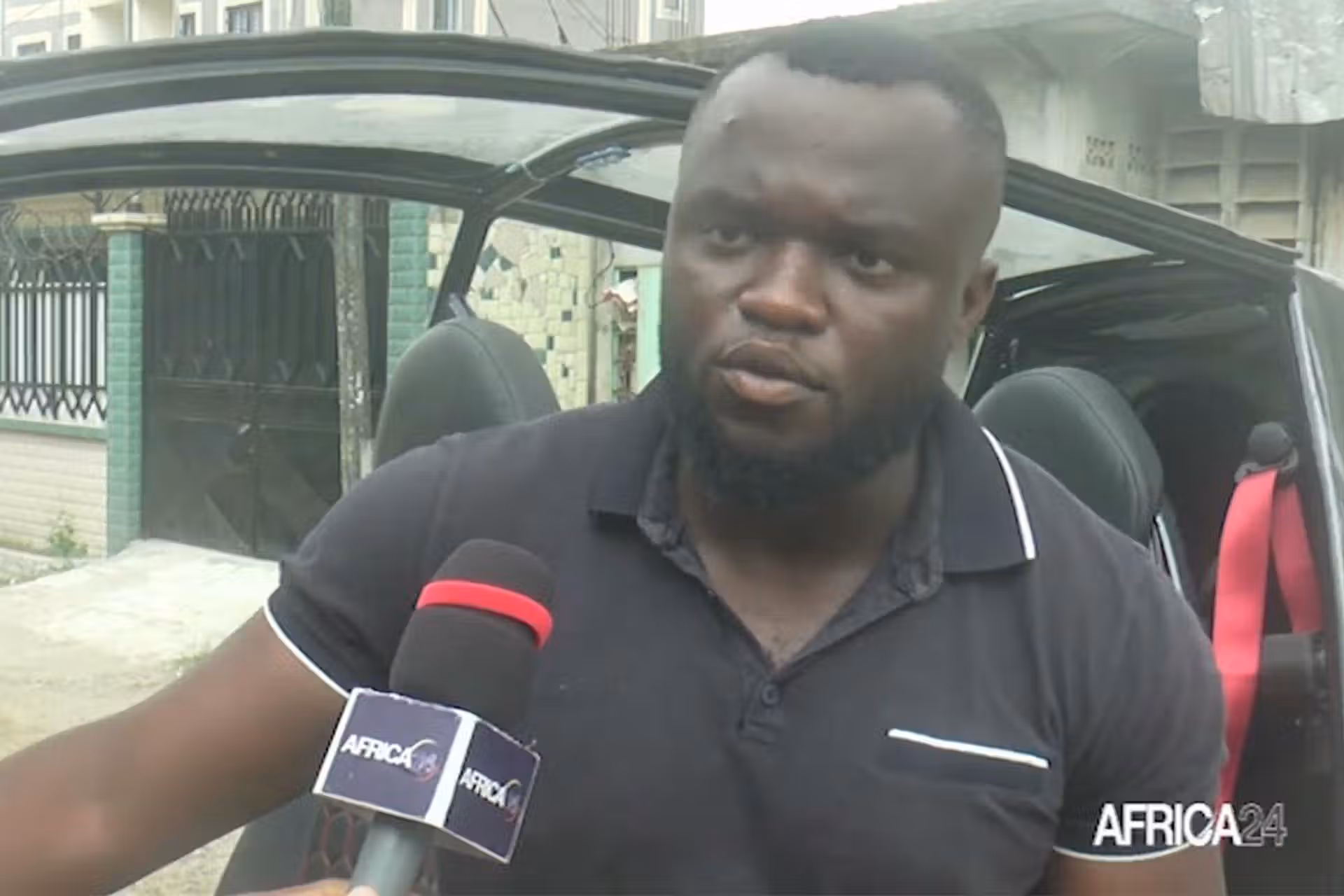 Read more about the article Darryl TIOGUEU, the young Cameroonian revolutionizing urban mobility with his electric tricycle