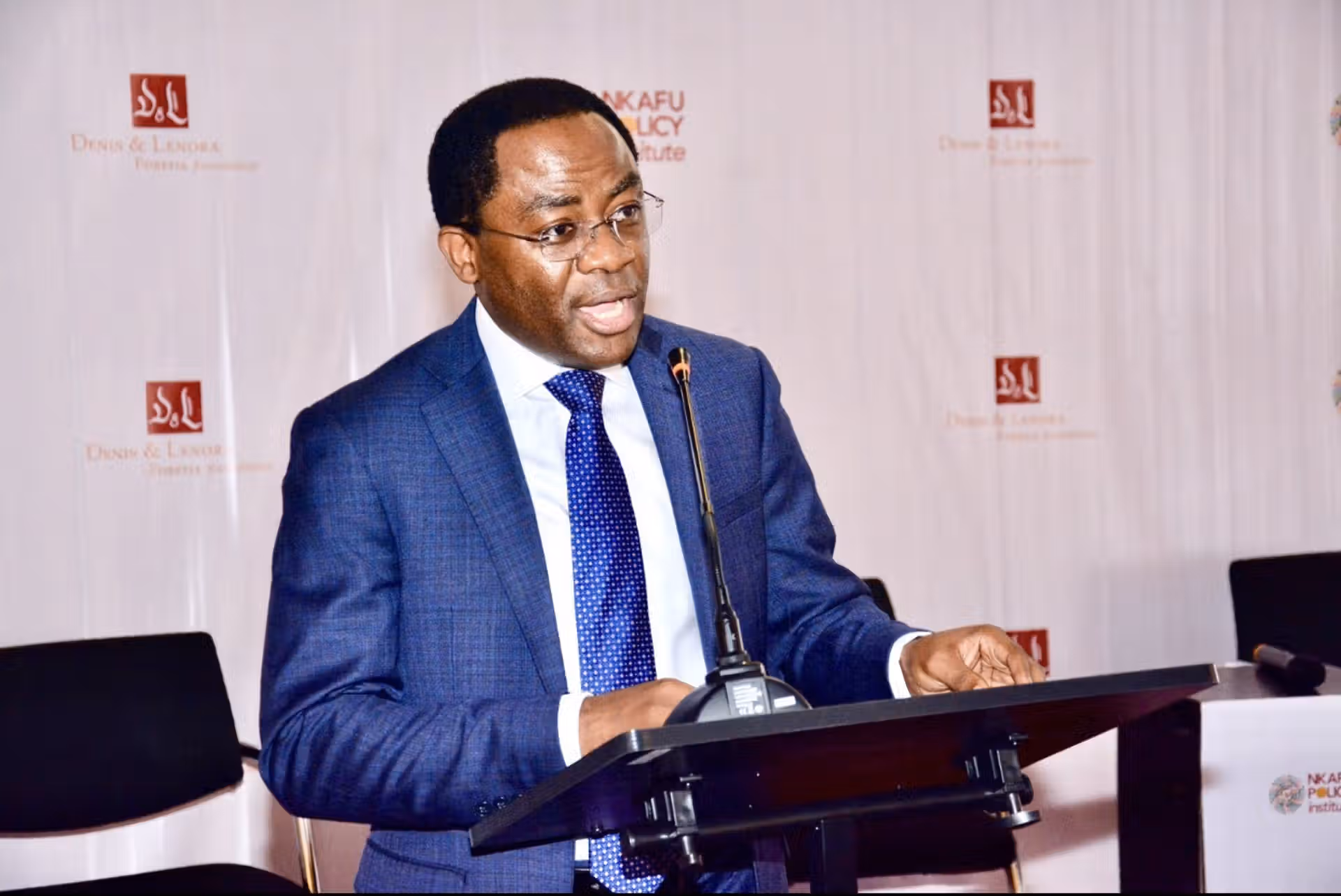 You are currently viewing Dr. Denis Foretia: a visionary leader for Cameroon’s future