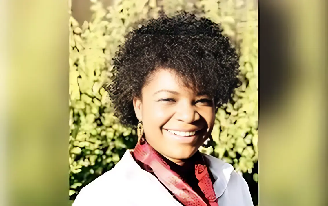 Lire la suite à propos de l’article Priscilya Manga, la plume engagée qui fait résonner la puissance future du Cameroun