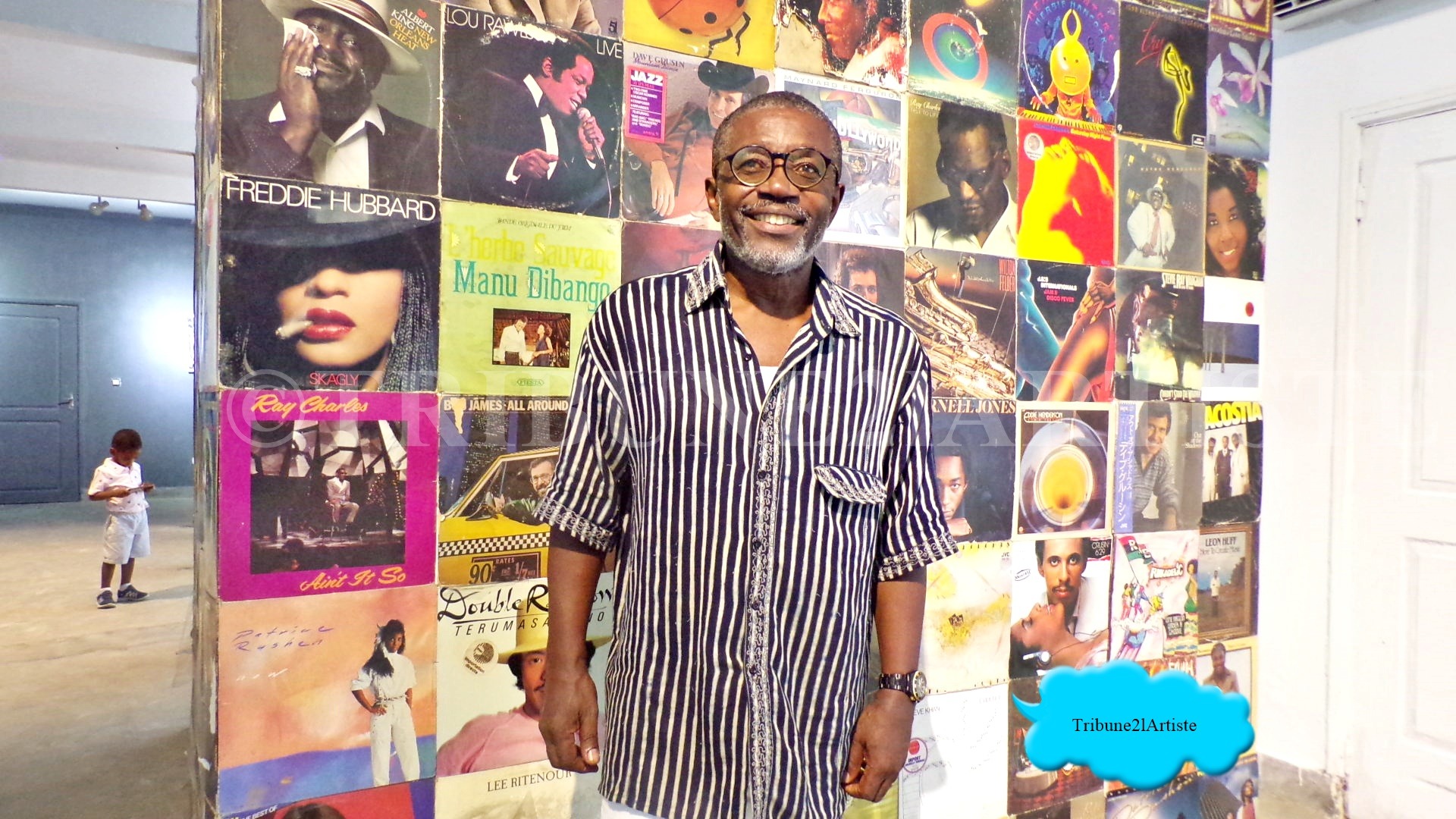 You are currently viewing La scénographie urbaine comme instrument de puissance territoriale : l&rsquo;apport stratégique de Joël Mpah Dooh